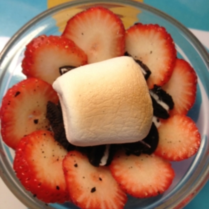 焼きマシュマロ とイチゴのオレオヨーグルト レシピ 作り方 By ゴールデンアルジータ 楽天レシピ